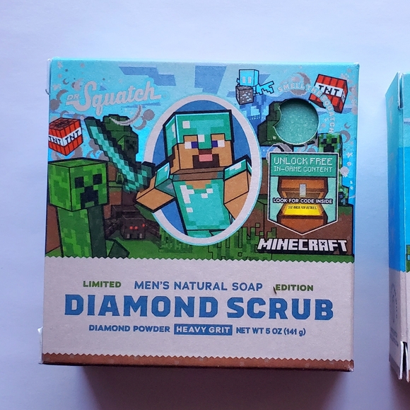 Dr Squatch x Minecraft Limited Edition Diamond Scrub Bar Soap - Picture 11 of 13